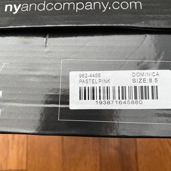 New Loafers Size 8.5, Fits Like 9.5 - Picture 11 of 11